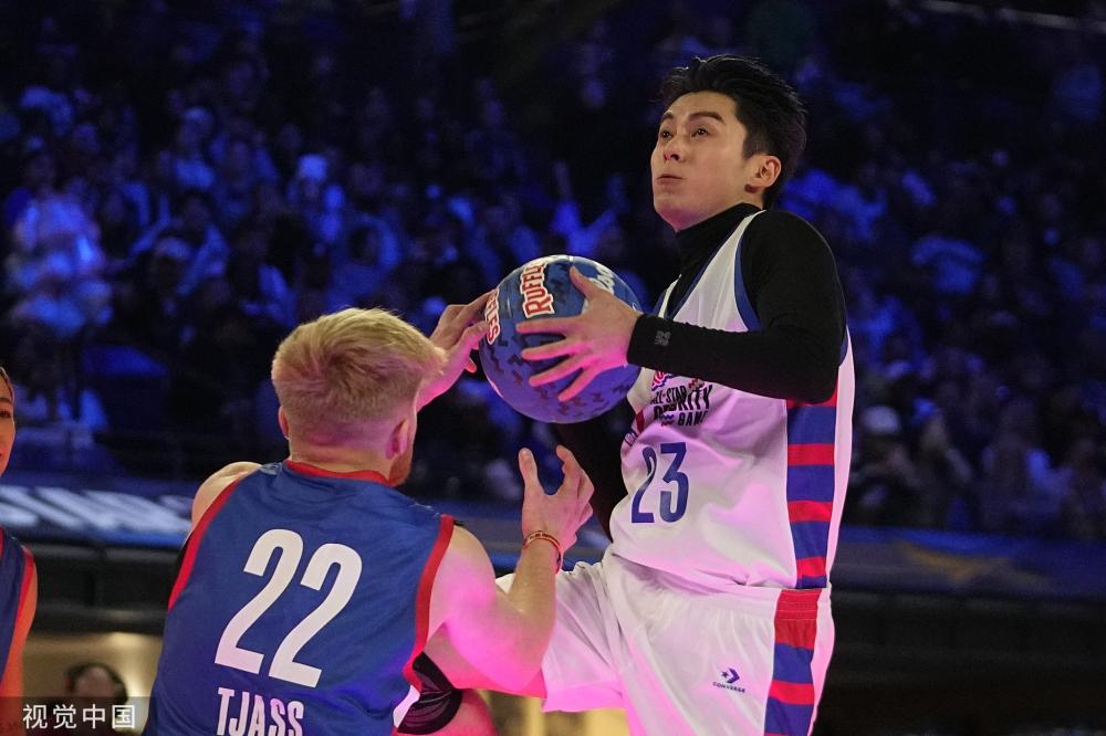 在这位铁腰 在这位铁腰